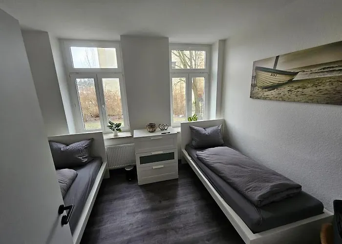 Charmante Ferienwohnung Am Stadtwald Von Plauen