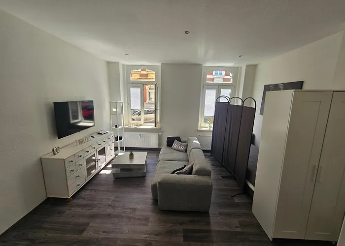 Charmante Ferienwohnung Am Stadtwald Von Plauen